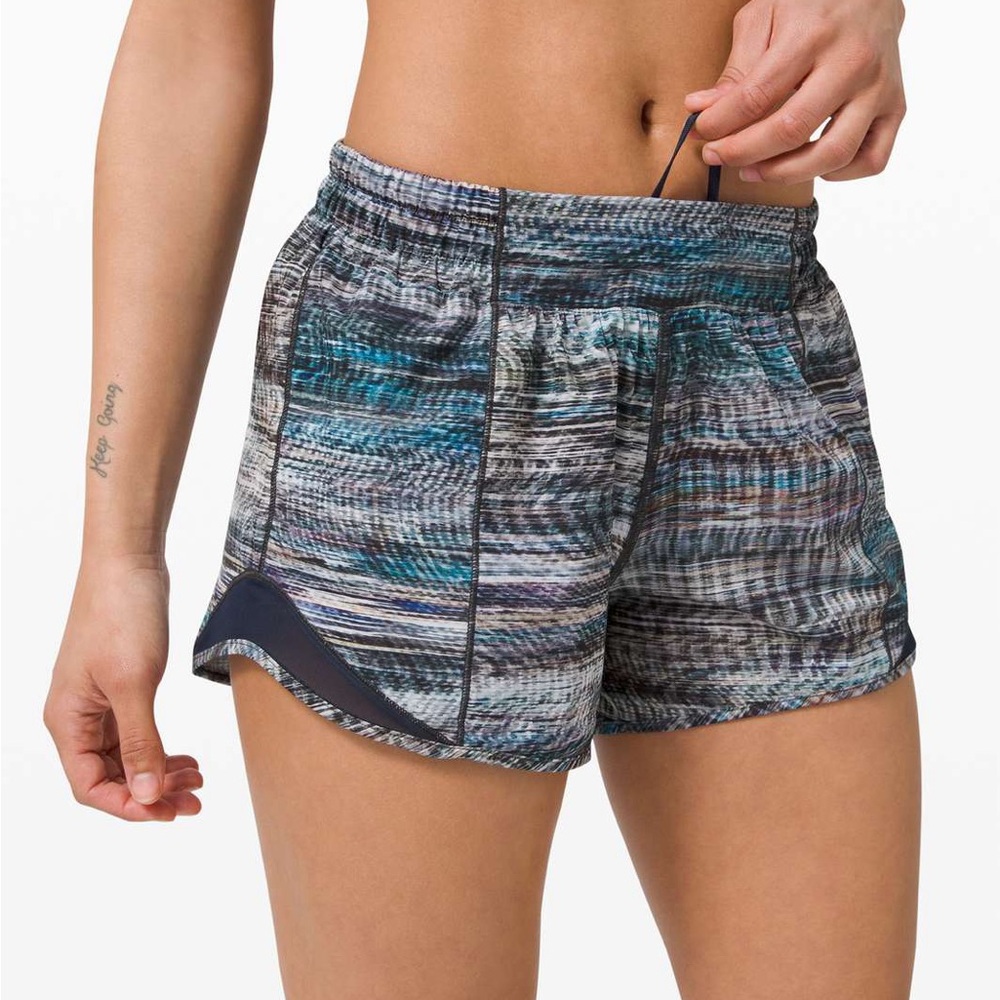 Lululemon Hotty Hot Short 4” Tall in Digital Oasis Grey Multi/True Navy: 4